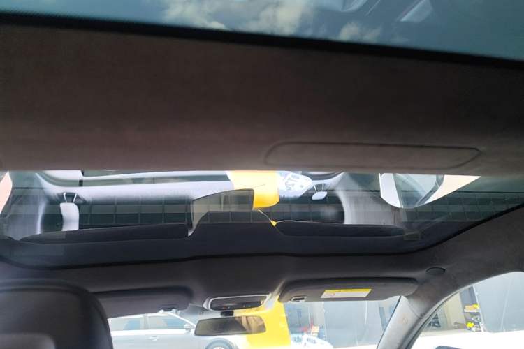 Used XPeng P7 2024 P7i 550 Pro Headliner