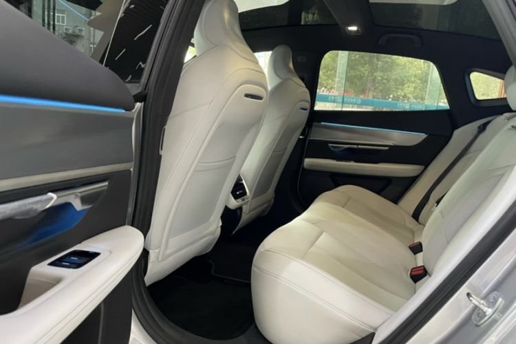 Used XPeng P7 2024 P7i 550 Max Interior 3
