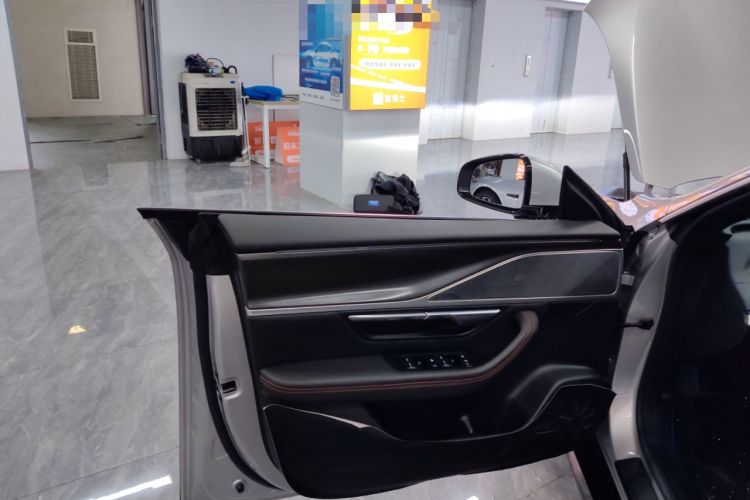 Used XPeng P7 2024 P7i 550 Pro Interior 7