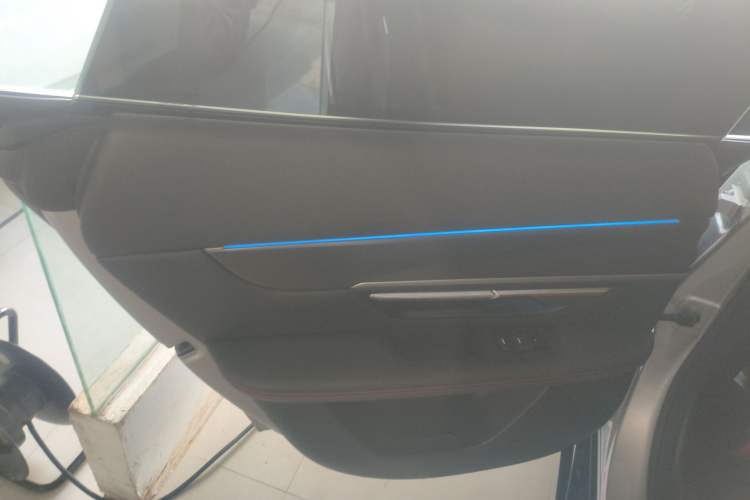 Used XPeng P7 2024 P7i 550 Pro Interior 8