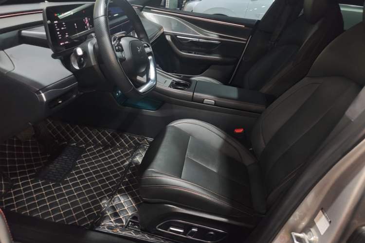 Used XPeng P7 2024 P7i 550 Pro Left Front Seat