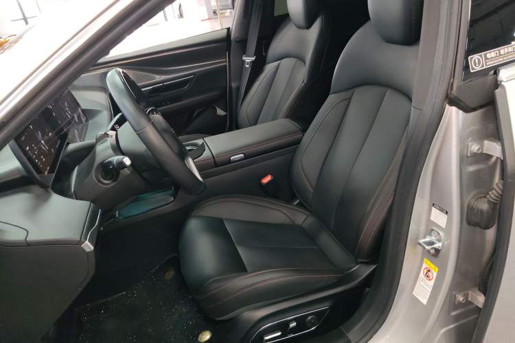 Used XPeng P7 2024 P7i 550 Pro Left Front Seat