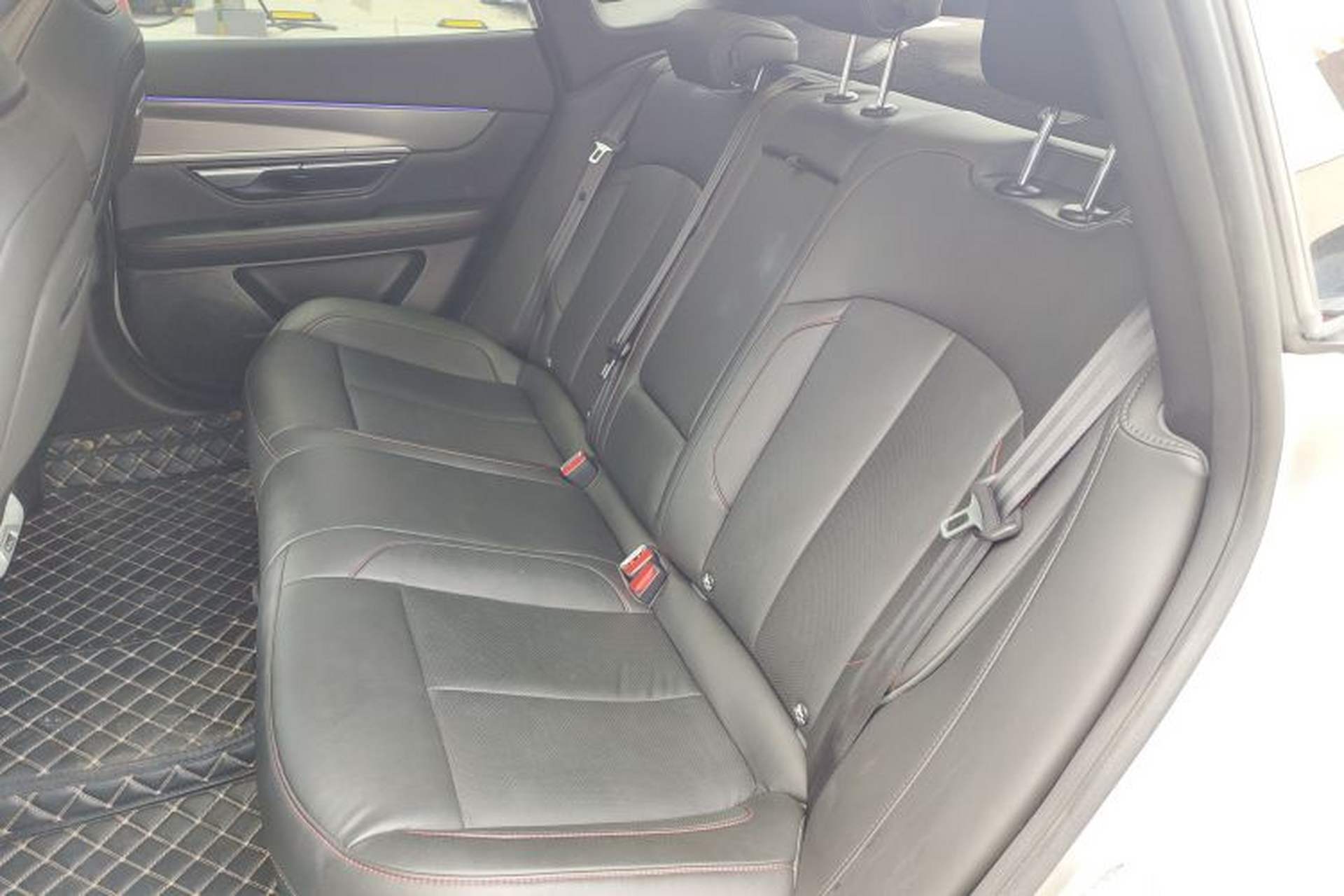 Used XPeng P7 2024 P7i 550 Pro Left Rear Seat