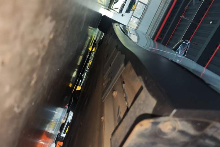 Used XPeng P7 2024 P7i 550 Pro Left Side Sill