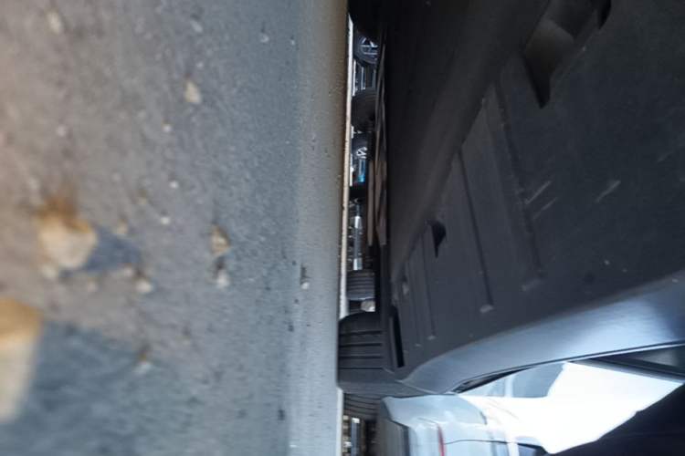 Used XPeng P7 2024 P7i 550 Max Left Side Sill