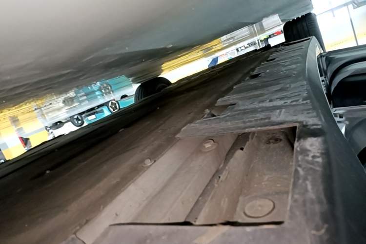 Used XPeng P7 2024 P7i 550 Pro Left Side Sill