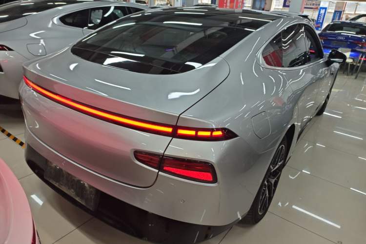 Used XPeng P7 2024 P7i 550 Max Rear Right 45 Deg