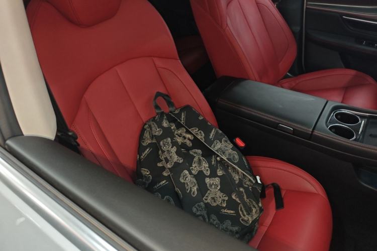Used XPeng P7 2024 P7i 550 Max Right Front Seat