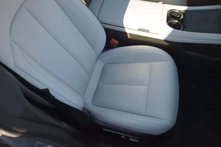 Used XPeng P7 2024 P7i 550 Max Right Front Seat
