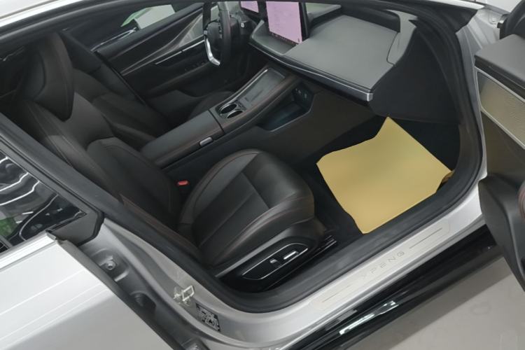 Used XPeng P7 2024 P7i 550 Pro Right Front Seat