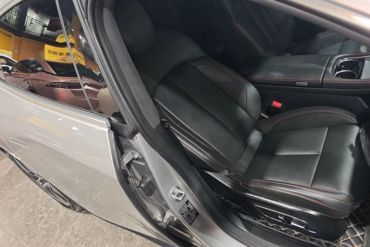 Used XPeng P7 2024 P7i 550 Pro Right Front Seat