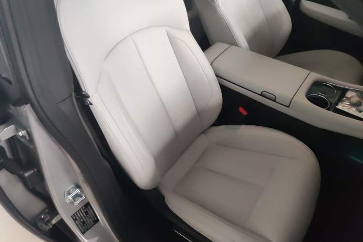 Used XPeng P7 2024 P7i 550 Max Right Front Seat