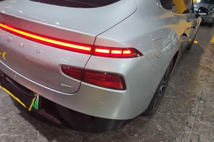 Used XPeng P7 2024 P7i 550 Pro Right Rear Taillight