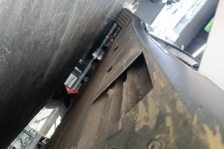 Used XPeng P7 2024 P7i 550 Max Right Side Sill