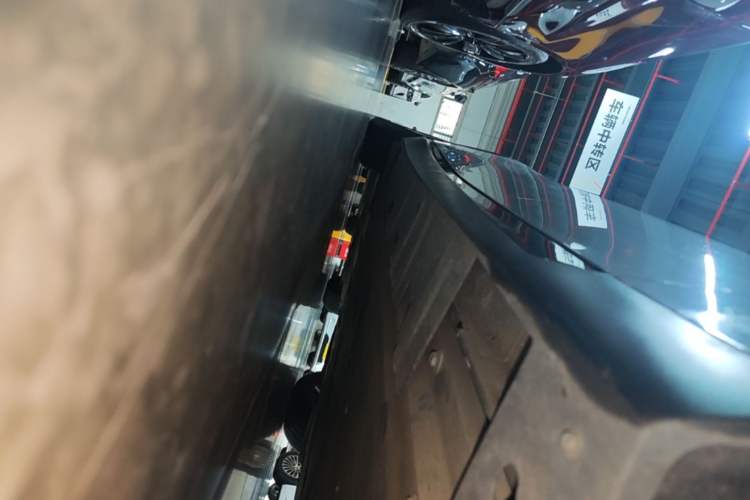 Used XPeng P7 2024 P7i 550 Pro Right Side Sill