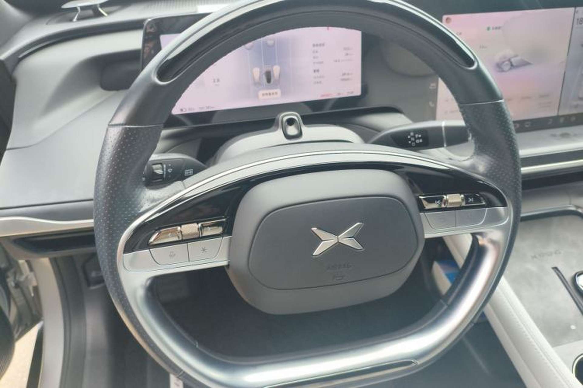 Used XPeng P7 2024 P7i 550 Pro Steering Wheel