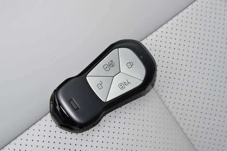 Used XPeng P7 2024 P7i 550 Pro Vehicle Key