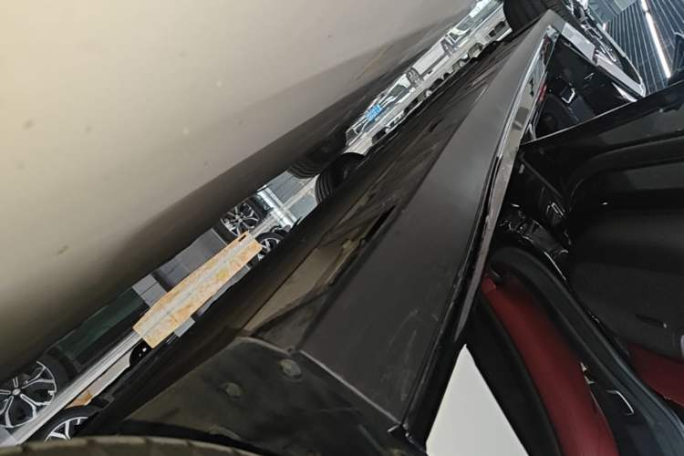 Used XPeng P7 2024 P7i 702 Max Pengyi Edition Left Side Sill