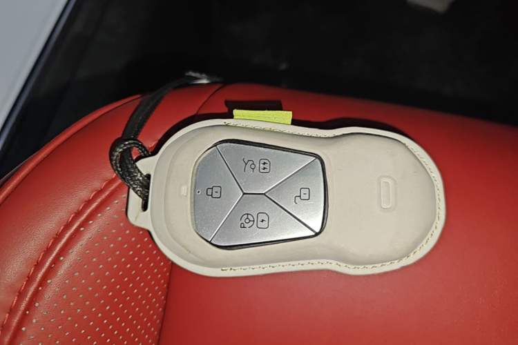 Used XPeng P7 2024 P7i 702 Max Pengyi Edition Vehicle Key