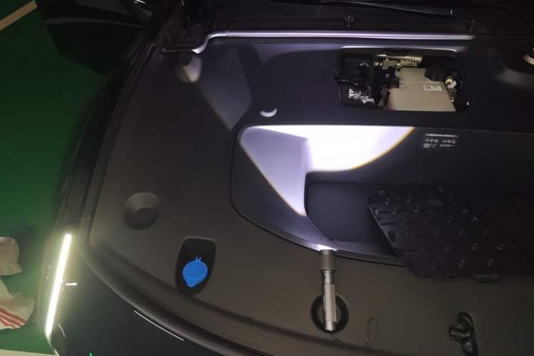Used XPeng P7 2025 Model 702 Max Engine Bay Right