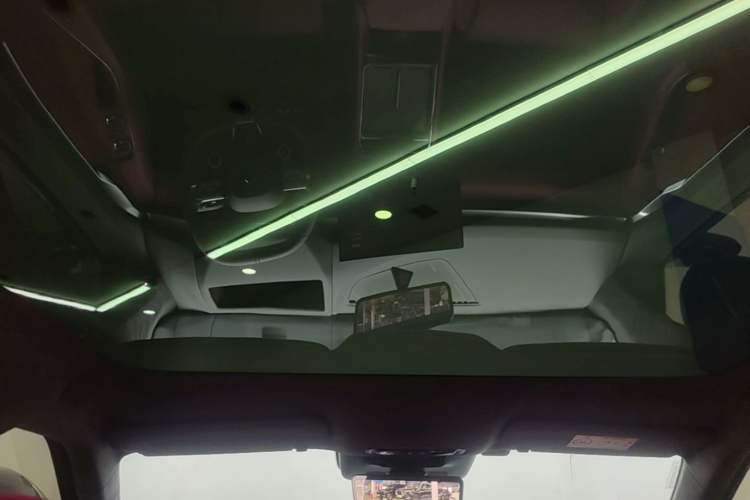 Used XPeng P7 2025 Model 702 Max Headliner