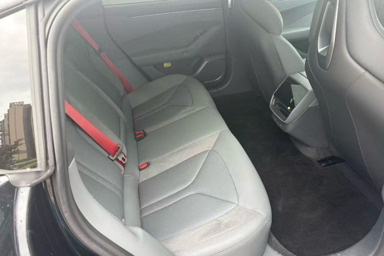 Used XPeng P7 2025 Model—702 Long Range Ultra Interior 1