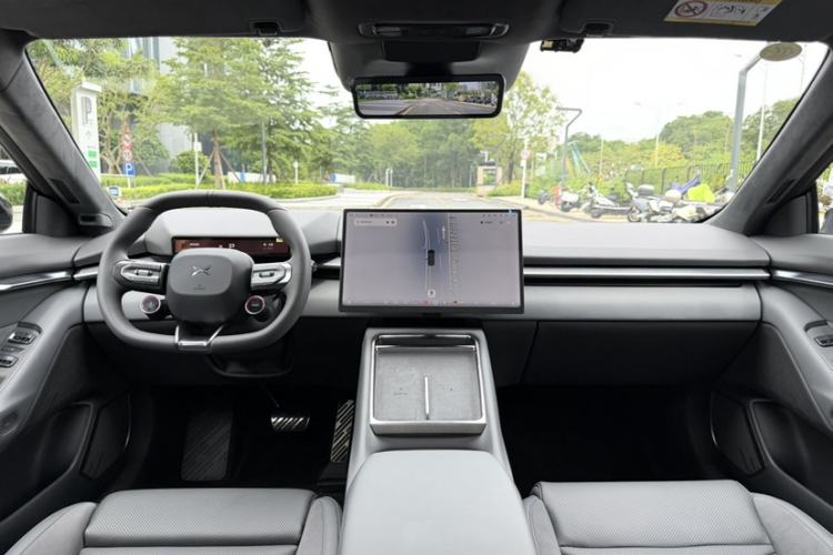 Used XPeng P7 2025 Model 702 Max Interior 11
