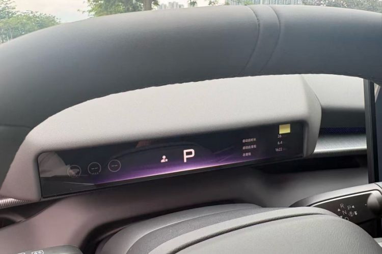 Used XPeng P7 2025 Model—702 Long Range Ultra Interior 3