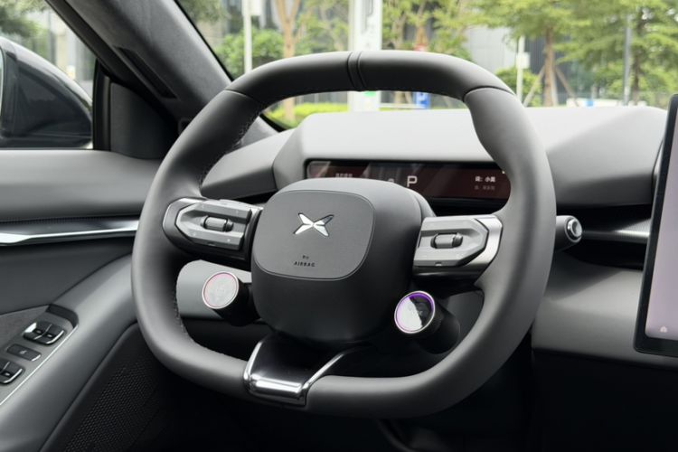 Used XPeng P7 2025 Model 702 Max Interior 5