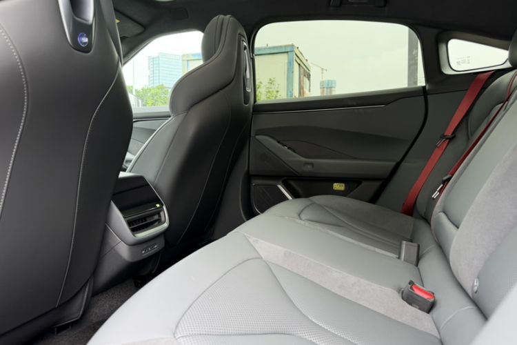 Used XPeng P7 2025 Model 702 Max Interior 8