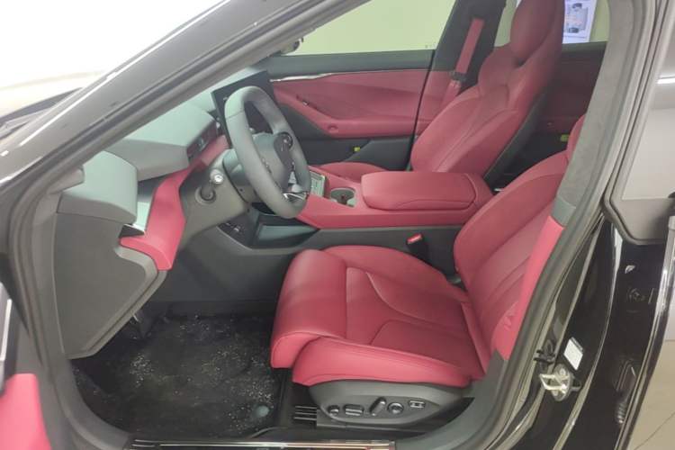 Used XPeng P7 2025 Model 702 Max Left Front Seat