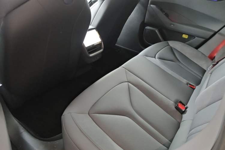 Used XPeng P7 2025 Model—702 Long Range Ultra Left Rear Seat