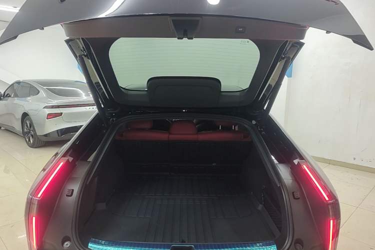 Used XPeng P7 2025 Model 702 Max Trunk