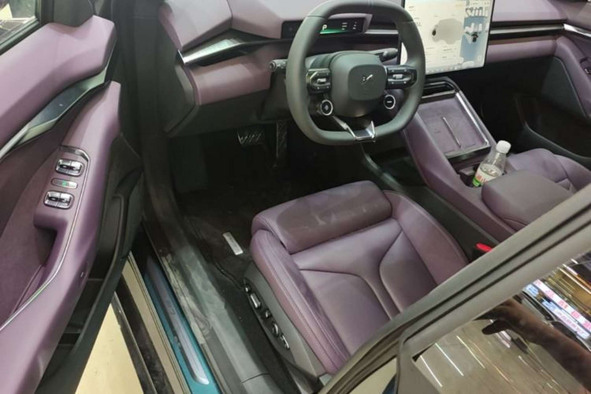 Used XPeng P7 2025 Model—702 Long Range Ultra Driver Seat