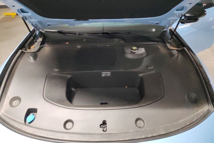 Used XPeng P7 2025 Model—702 Long Range Ultra Engine Bay