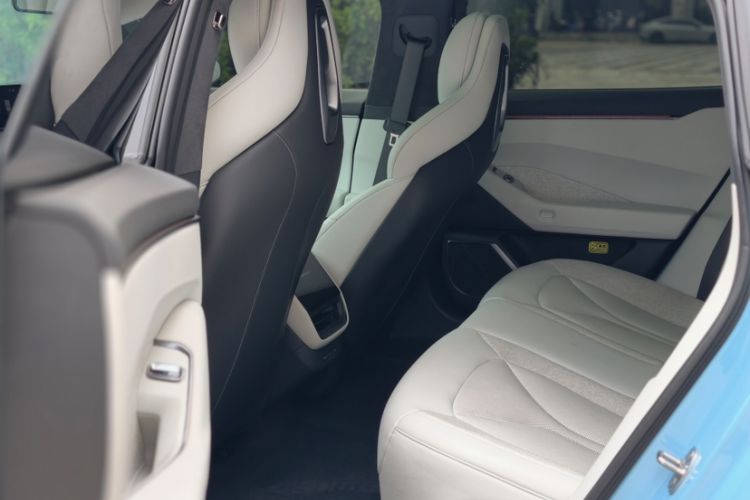 Used XPeng P7 2025 Model—702 Long Range Ultra Interior 3