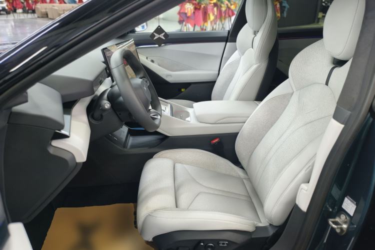 Used XPeng P7 2025 Model—702 Long Range Ultra Left Front Seat