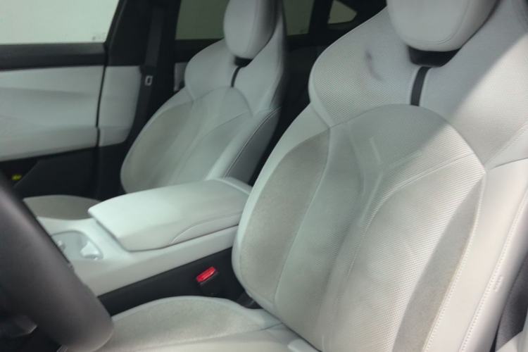 Used XPeng P7 2025 Model—702 Long Range Ultra Left Front Seat