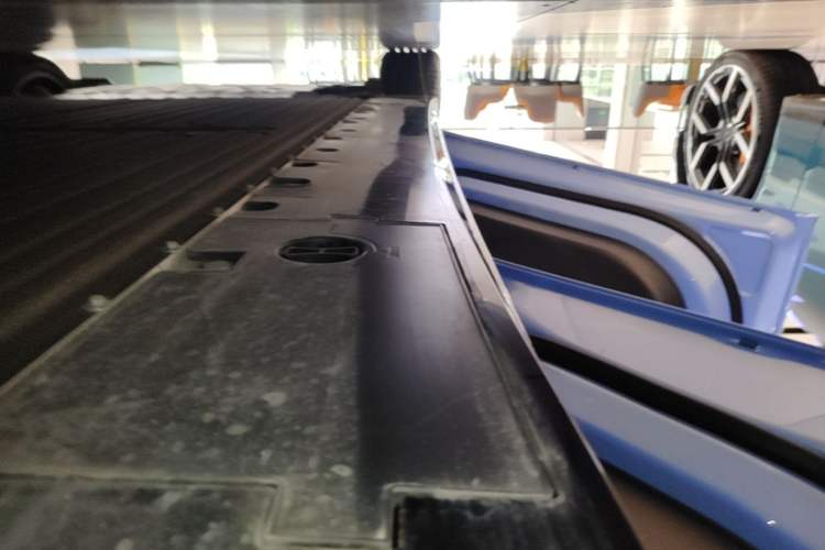 Used XPeng P7 2025 Model—702 Long Range Ultra Left Side Sill