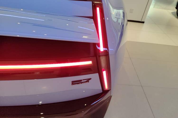 Used XPeng P7 2025 Model—702 Long Range Ultra Right Rear Taillight