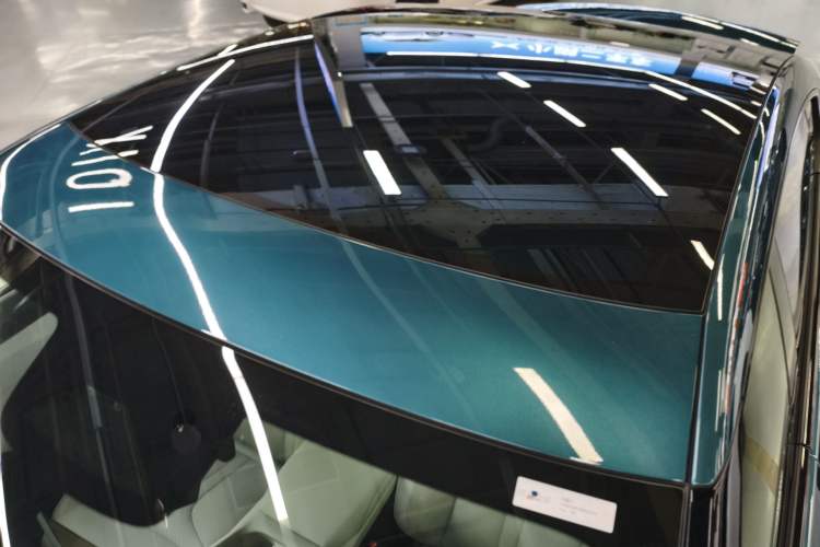 Used XPeng P7 2025 Model—702 Long Range Ultra Roof