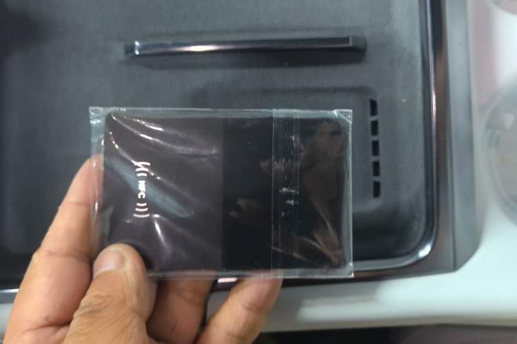 Used XPeng P7 2025 Model—702 Long Range Ultra Vehicle Key