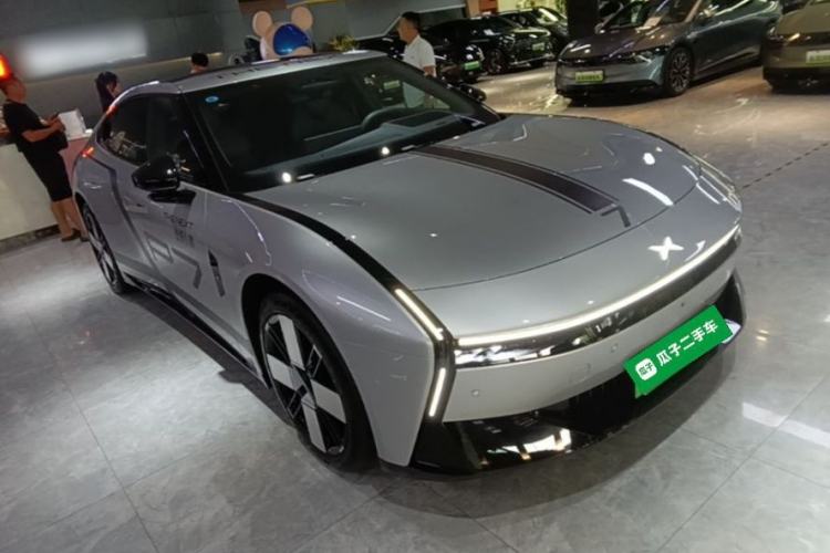 Used XPeng P7 2025 Model—750 All-Wheel-Drive High-Performance Ultra Exterior 1