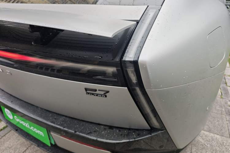 Used XPeng P7 2025 Model—750 All-Wheel-Drive High-Performance Ultra Exterior 3