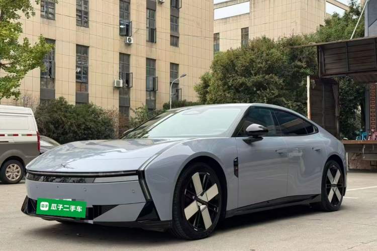 XPeng P7 2025 Model—750 All-Wheel-Drive High-Performance Ultra