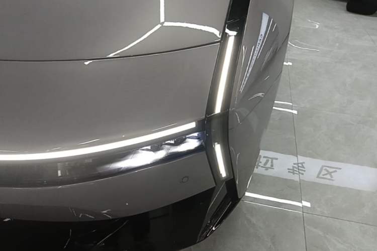 Used XPeng P7 2025 Model—702 Long Range Ultra Left Front Headlight