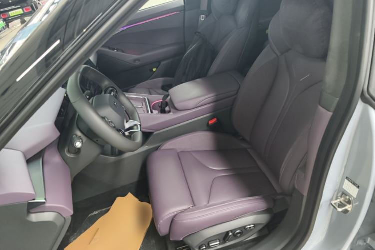 Used XPeng P7 2025 Model—702 Long Range Ultra Left Front Seat