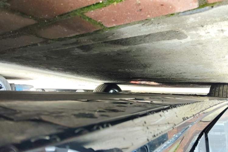Used XPeng P7 2025 Model—702 Long Range Ultra Left Side Sill