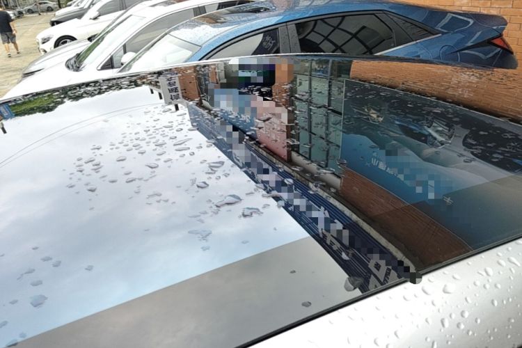 Used XPeng P7 2025 Model—702 Long Range Ultra Roof