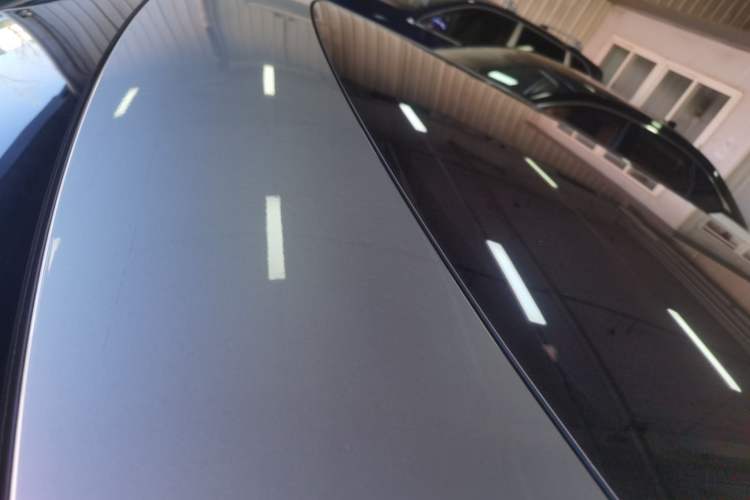Used XPeng P7 2025 Model—750 All-Wheel-Drive High-Performance Ultra Roof